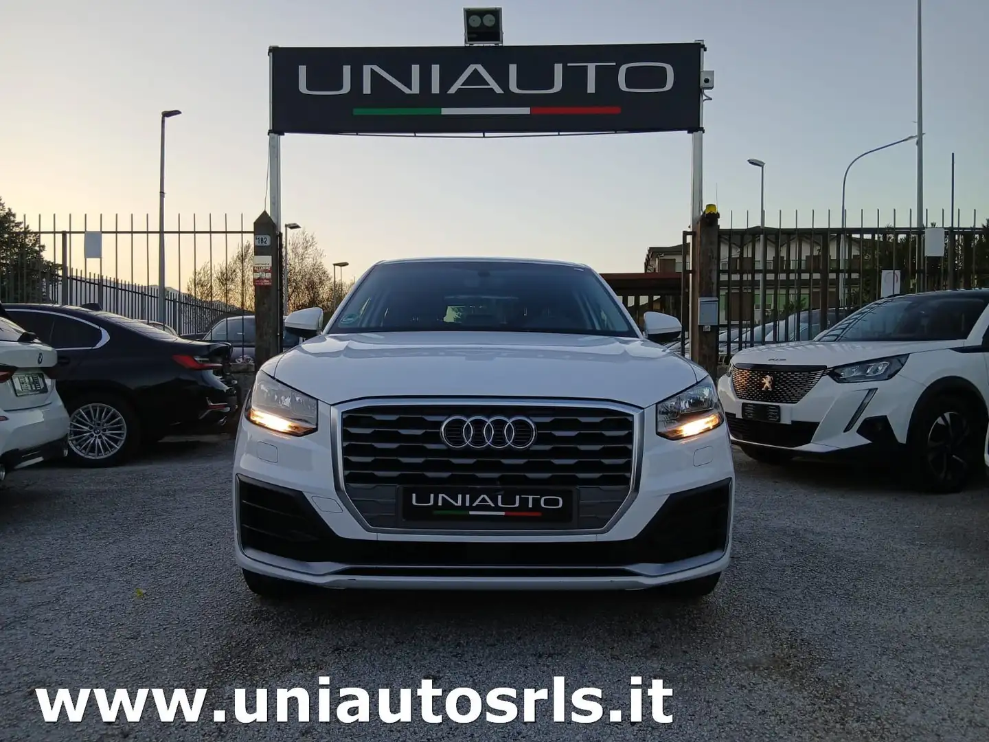 Audi Q2 Q2 30 1.0 tfsi S line edition my19 Bianco - 1