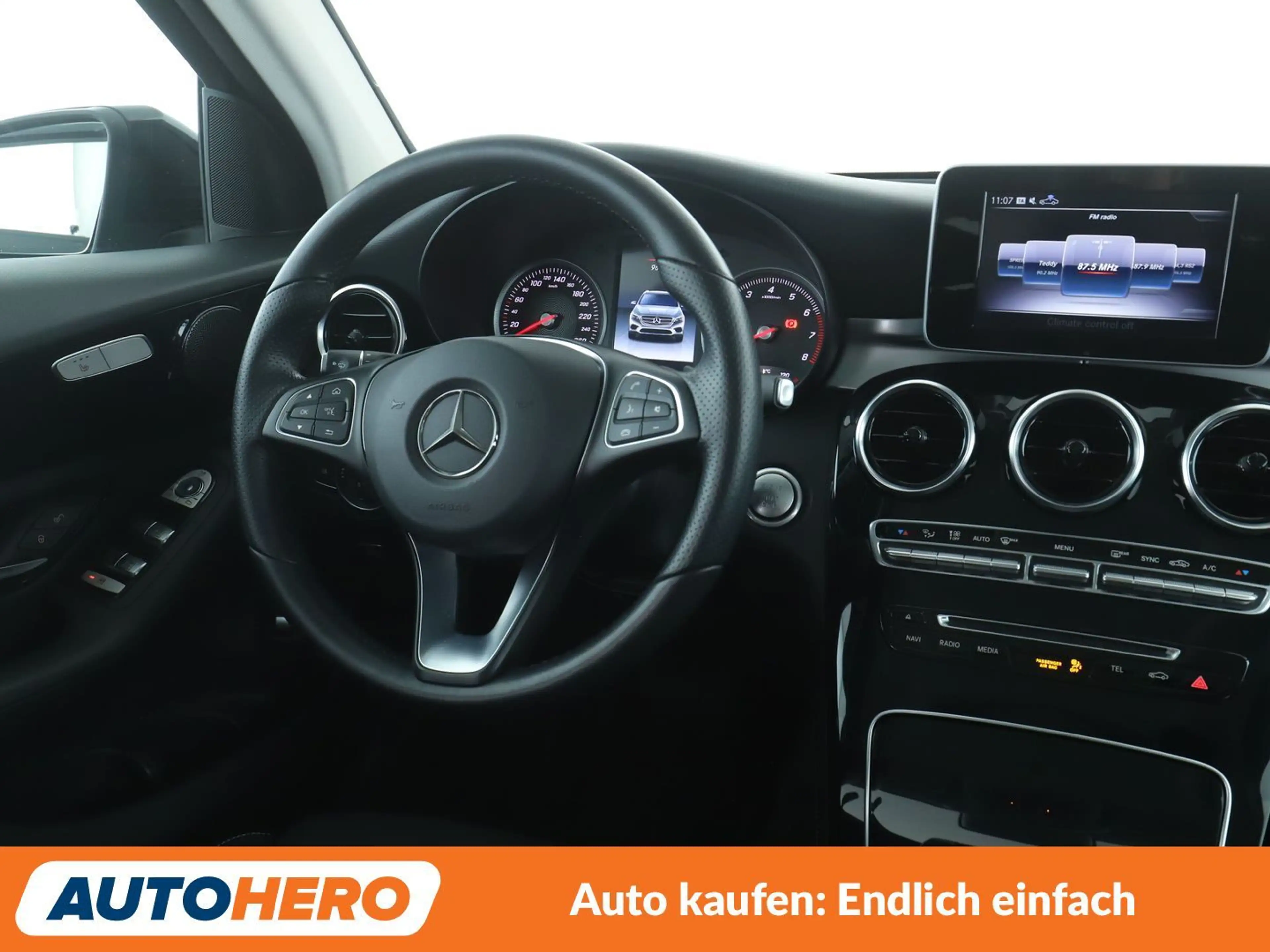 Mercedes-Benz GLC 250 GLC 250 4Matic Aut.*NAV*LED*TEMPO*CAM*PDC*PANO* — photo 13