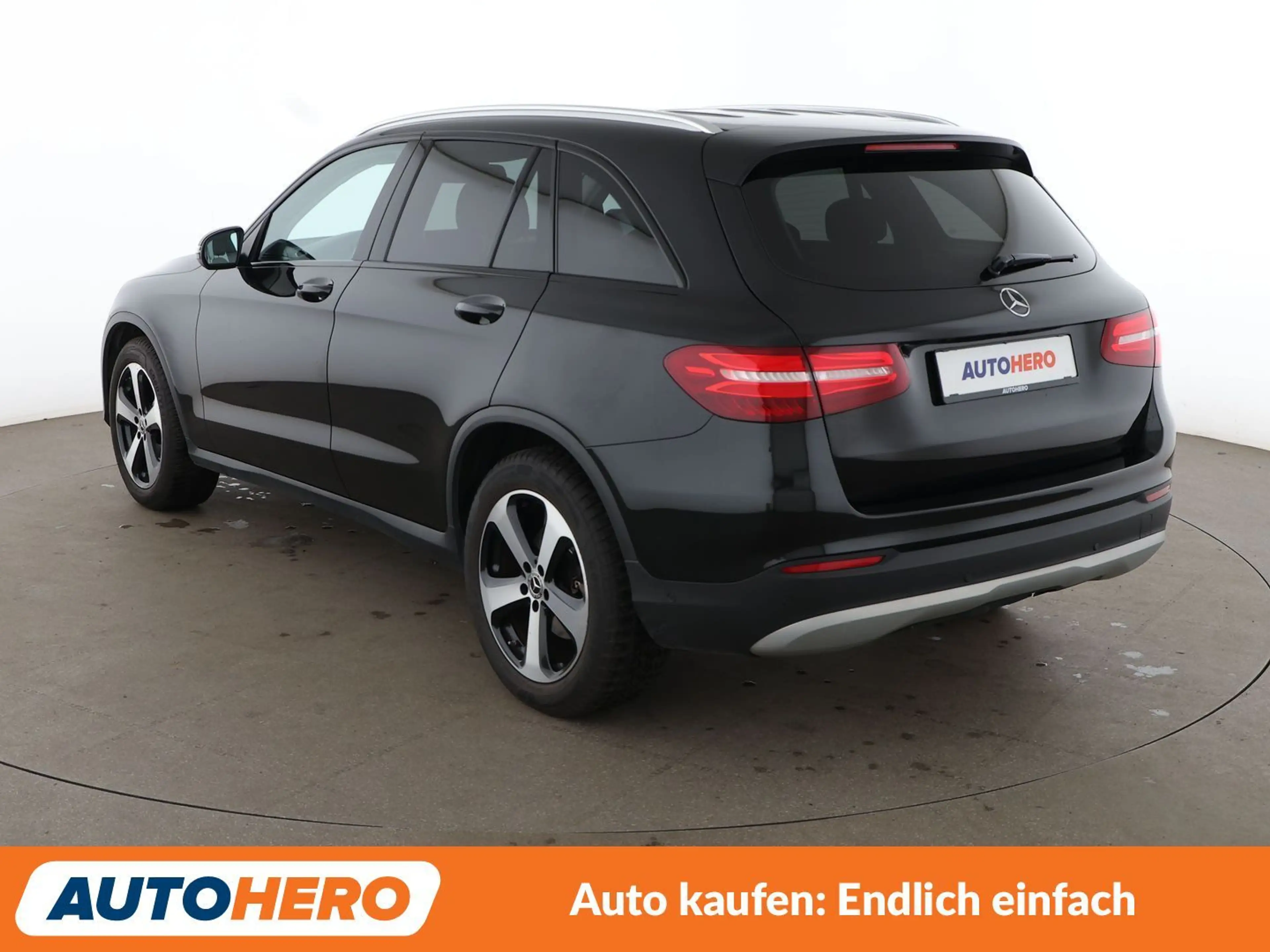 Mercedes-Benz GLC 250 GLC 250 4Matic Aut.*NAV*LED*TEMPO*CAM*PDC*PANO* — photo 4