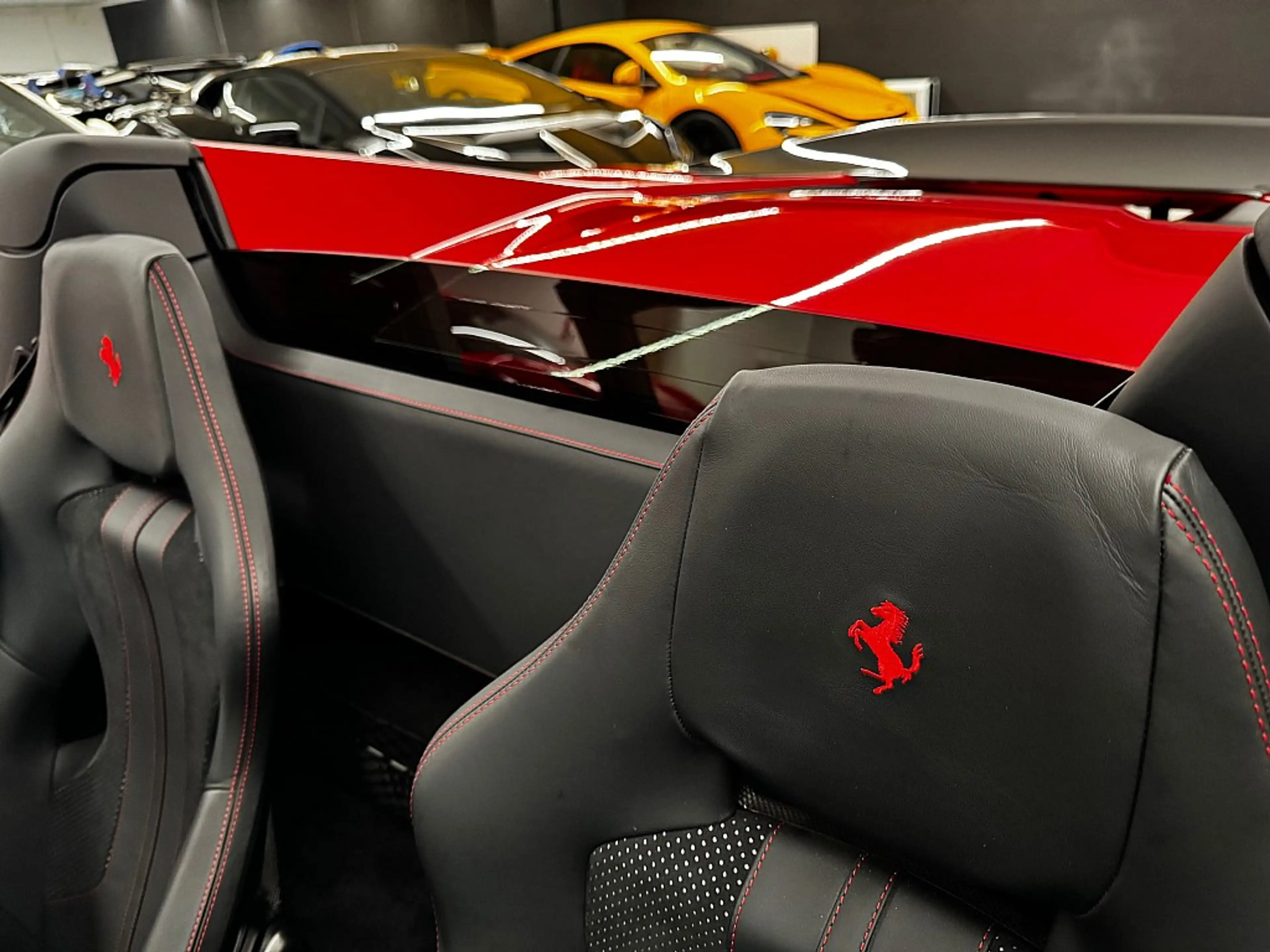 Ferrari F8 Spider Novitec Export 429.990 € Voll Carbon 22 Zoll Se... — photo 11