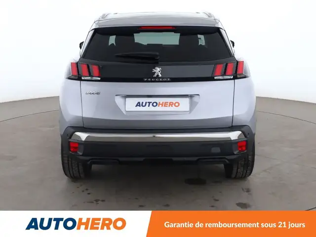 Peugeot 3008 view 5