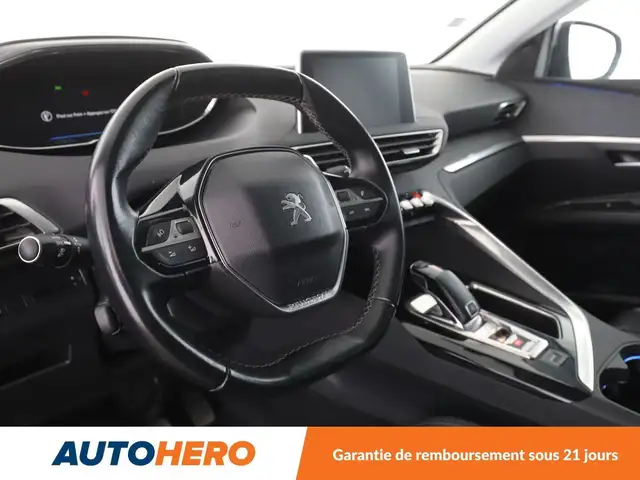 Peugeot 3008 view 11