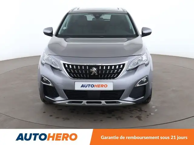 Peugeot 3008 view 9