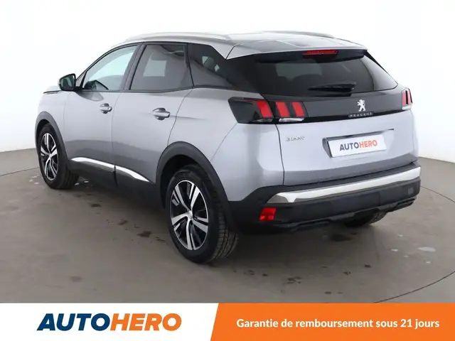 Peugeot 3008 view 4