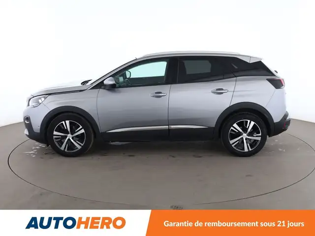 Peugeot 3008 view 3