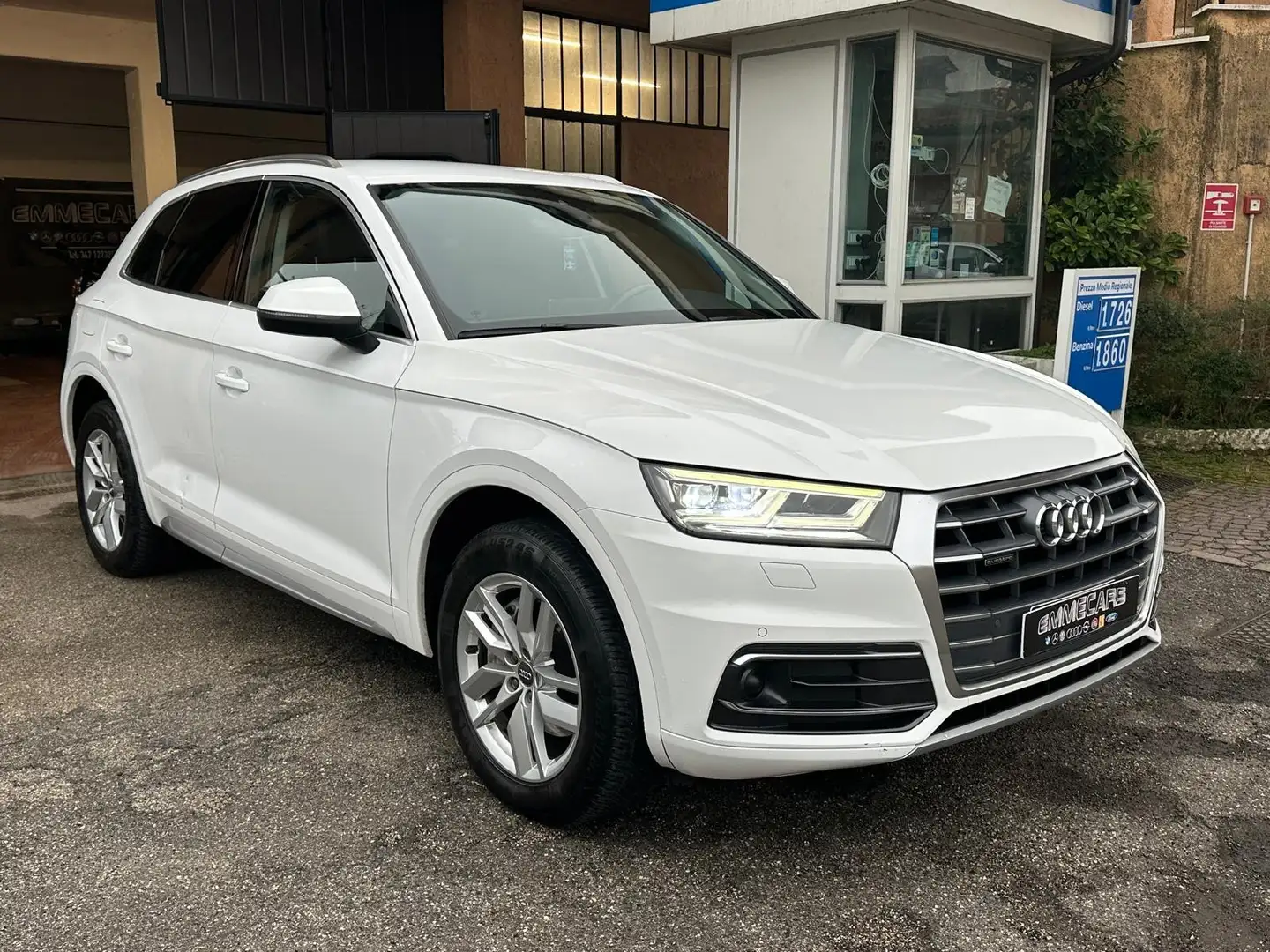 Audi Q5 40 2.0 tdi Business Sport quattro 190cv s-tronic Bianco - 1
