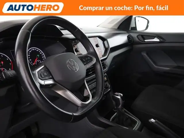 Volkswagen T-Cross view 12