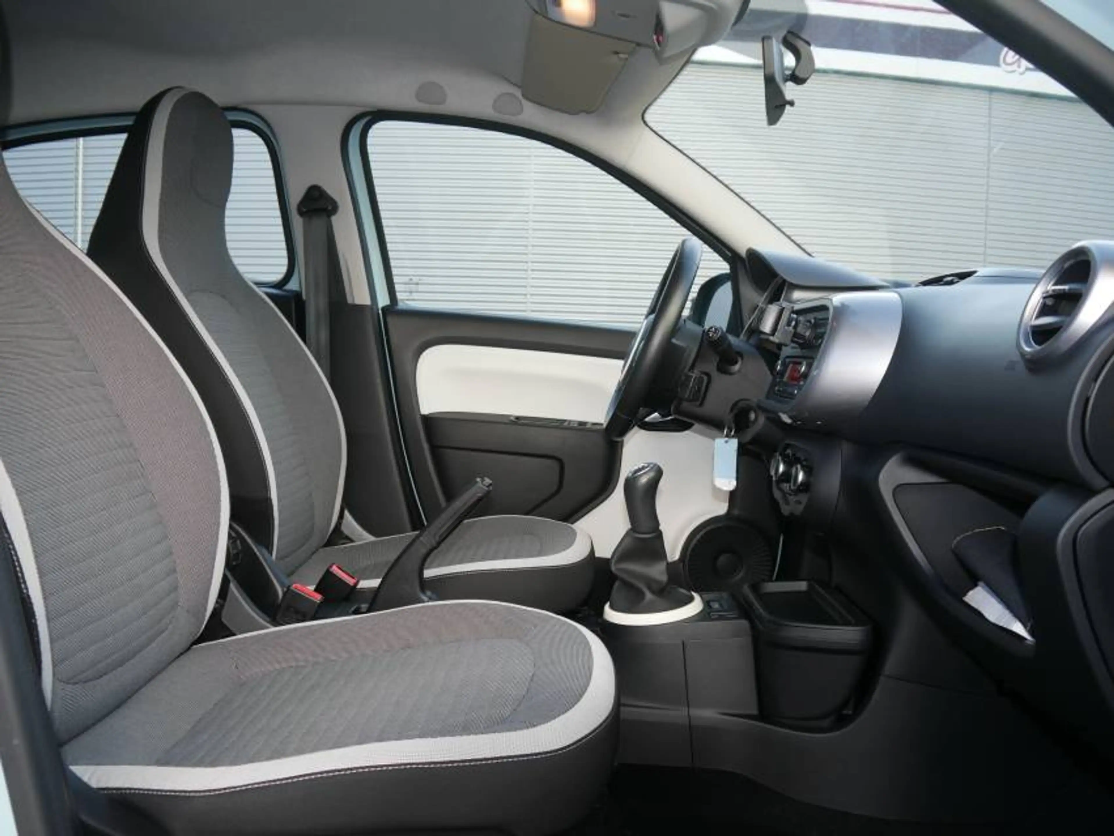 Renault Twingo 1.0 SCe 70 'LIMITED' *Bluetooth*Klima*Tempomat*uvm — photo 12
