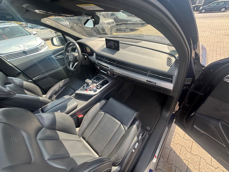 Audi Q7 50 TDI quattro S-Line Plus 7 Sitze Panorama — photo 12