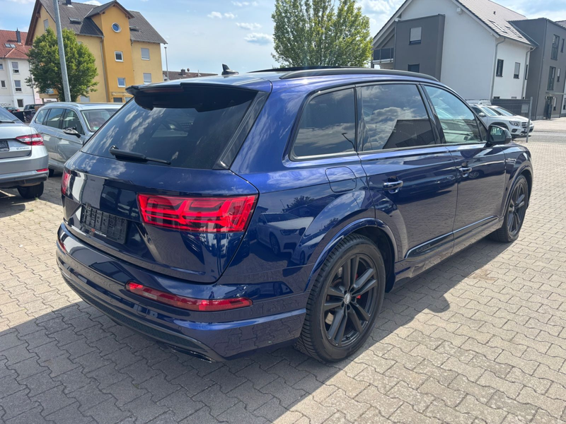 Audi Q7 50 TDI quattro S-Line Plus 7 Sitze Panorama — photo 6