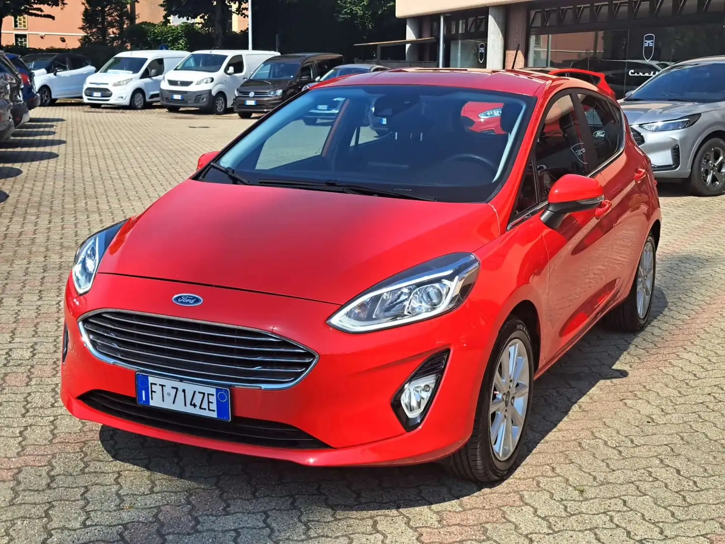 Ford Fiesta Fiesta VII 2017 5p 5p 1.1 Titanium 85cv my19 Rouge - 1