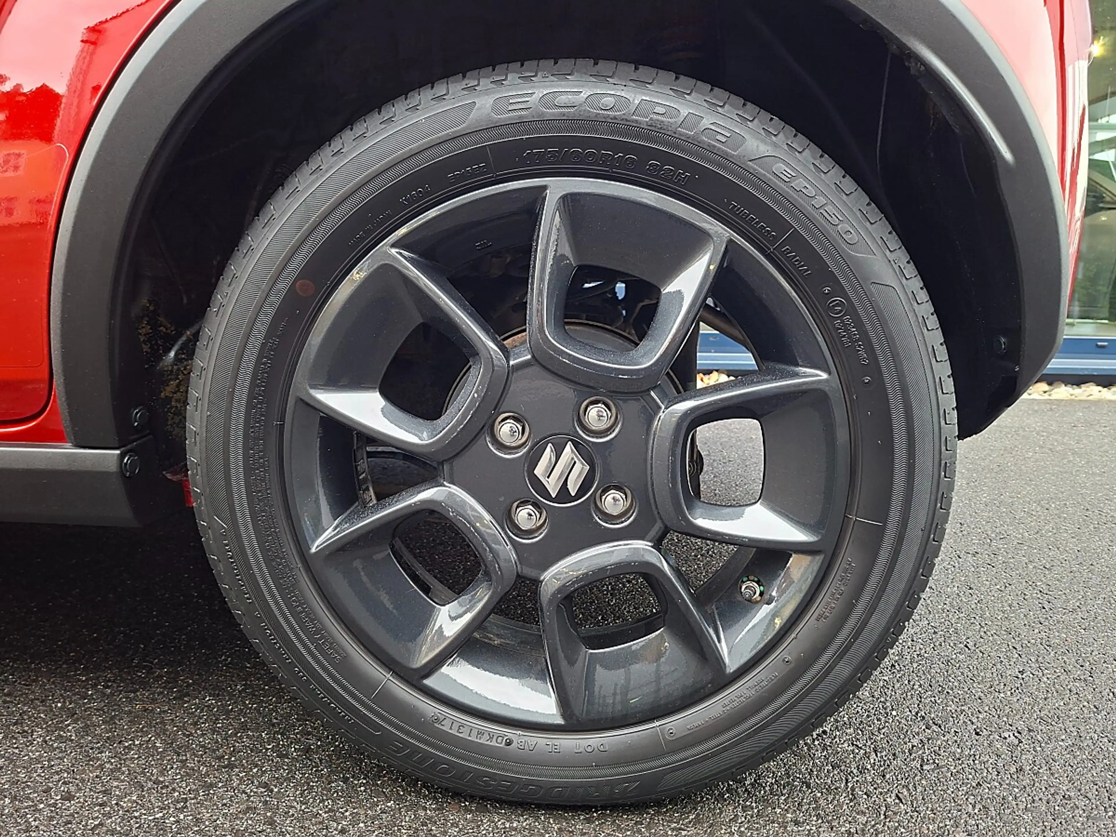Suzuki Ignis 1,2 Hybrid 4WD Flash "inkl. Winterkompletträder" — photo 5