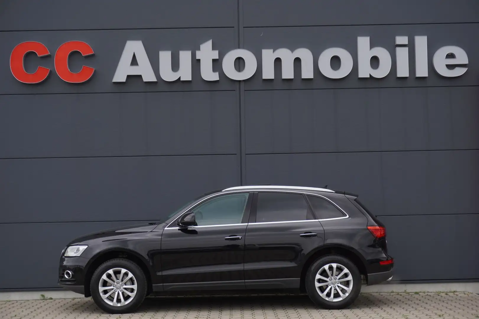 Audi Q5 2.0 TDI Quattro"Pano"Leder"Xenon"18Zoll"Navi" Noir - 1
