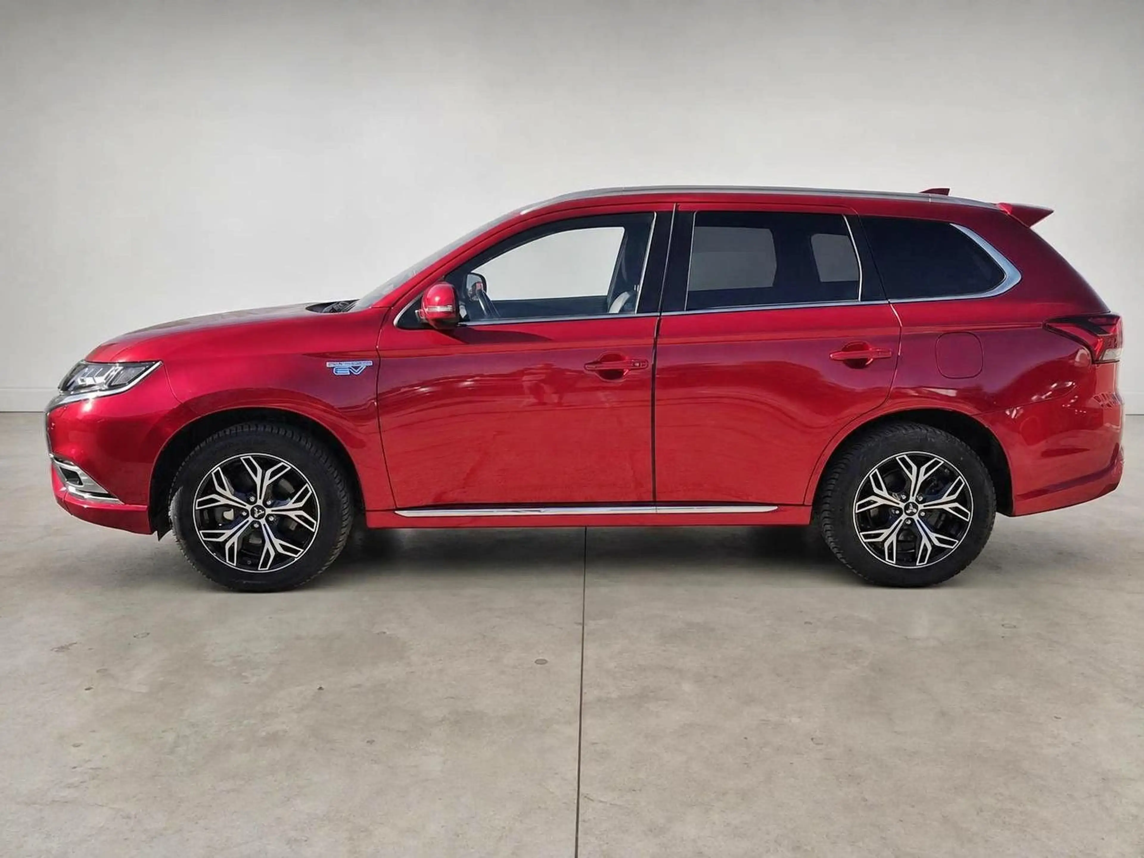 Mitsubishi Outlander PHEV 2.4 Aut. 4WD, GARANTIE, TÜV NEU, — photo 4