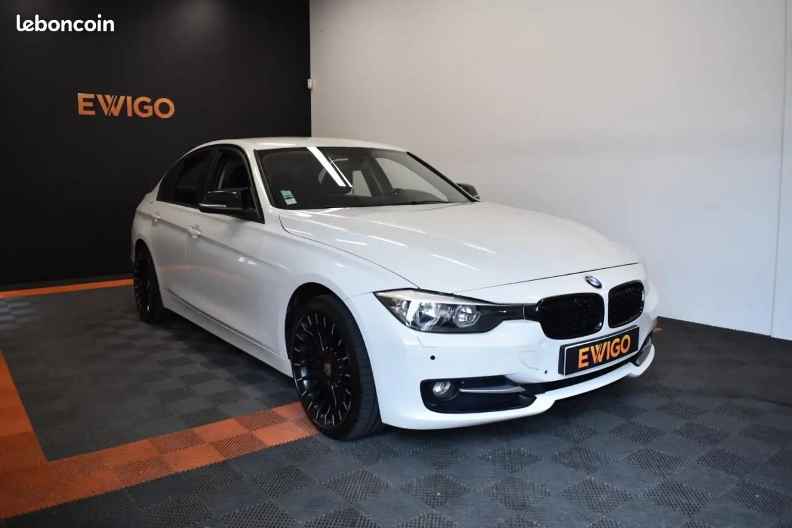 BMW 320 F30 320d 2.0 d 184 ch Suivi Garantie 6 à 36 mois Blanc - 1