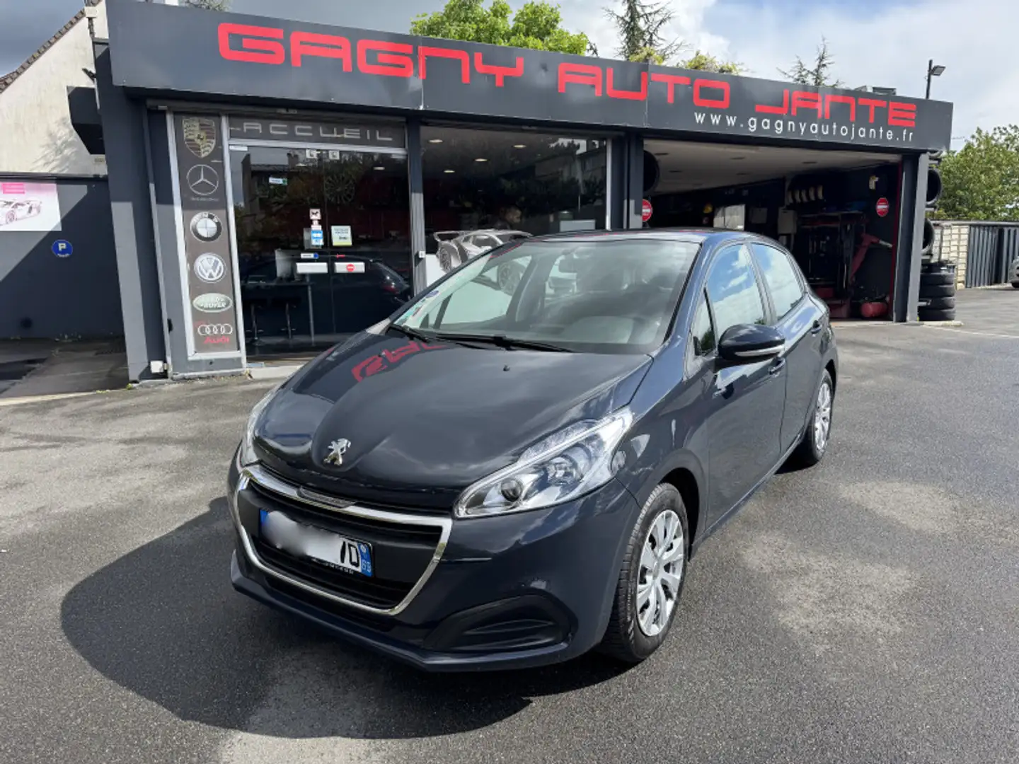 Peugeot 208 1.2 PURETECH 82CH E6.2 EVAP ACTIVE BUSINESS S\u002 - 1