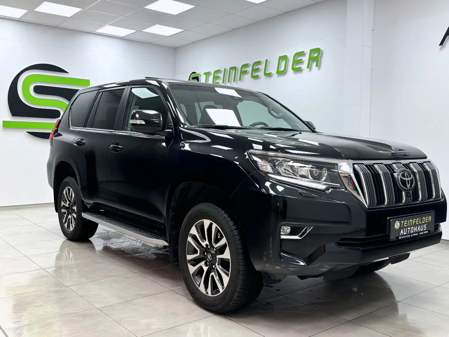 Toyota Land Cruiser Executive / JBL / 360° / LED / AHK Noir - 1