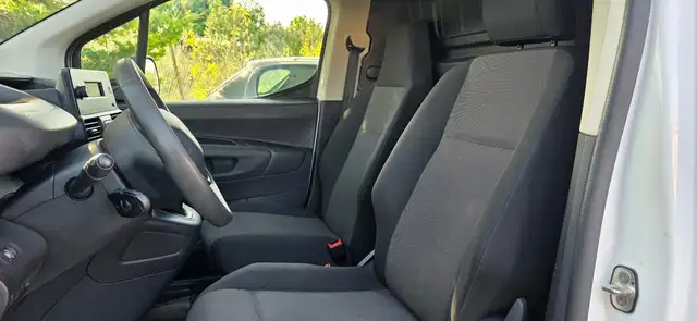 Peugeot Partner view 4