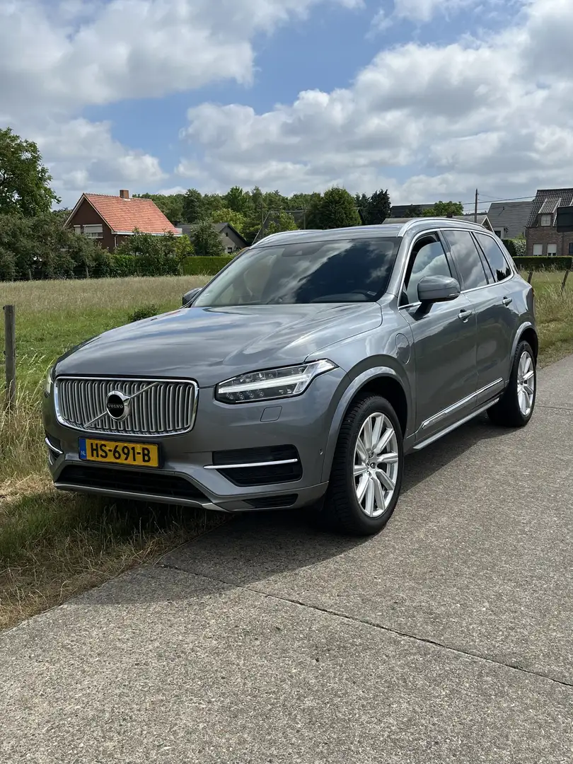 Volvo XC90 2.0 T8 AWD Insc. Grijs - 2