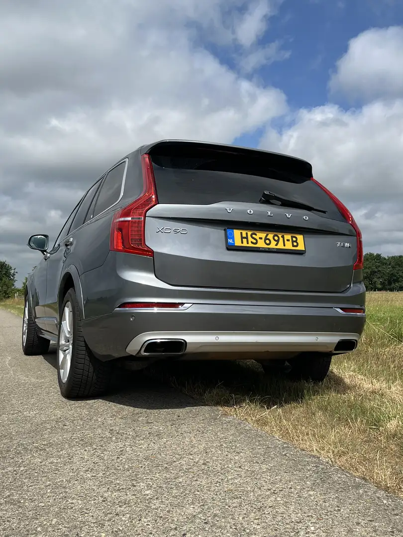Volvo XC90 2.0 T8 AWD Insc. Grijs - 1