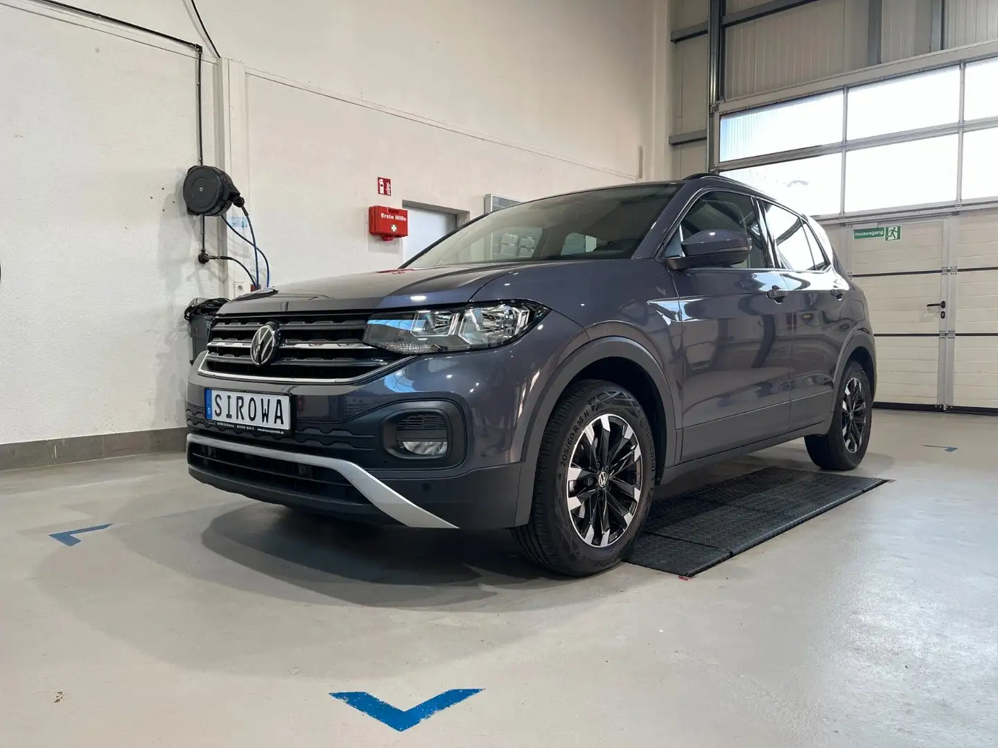 Volkswagen T-Cross Life Grau - 1