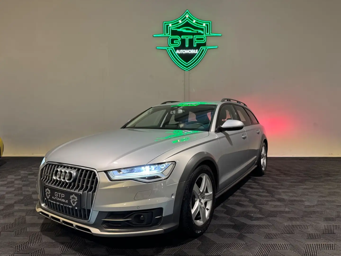 Audi A6 allroad Quattro*AHK*SHZ*ACC*LED* Silber - 1