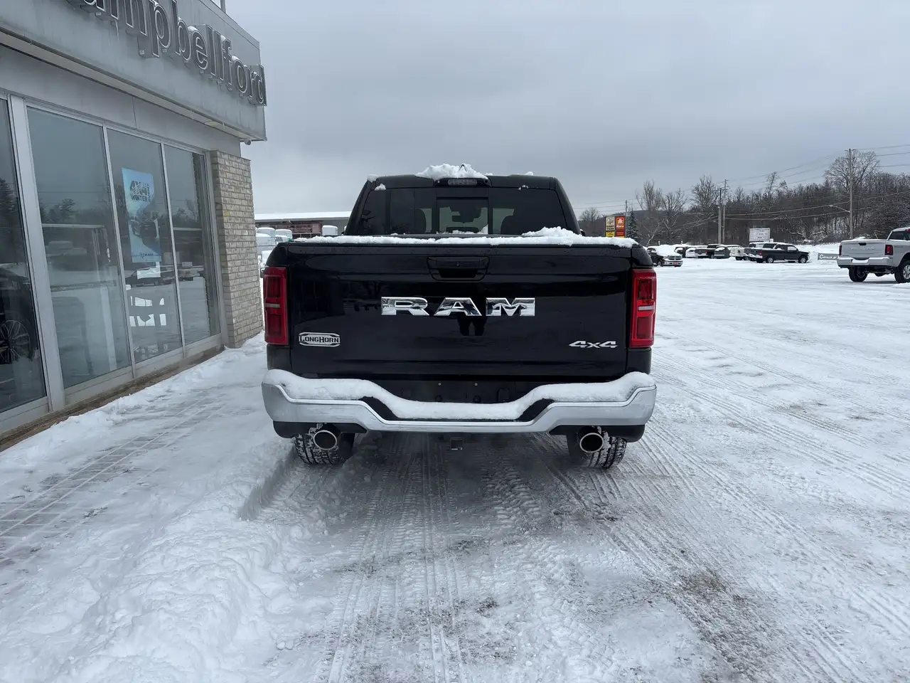 RAM 1500 снимка RAM 1500