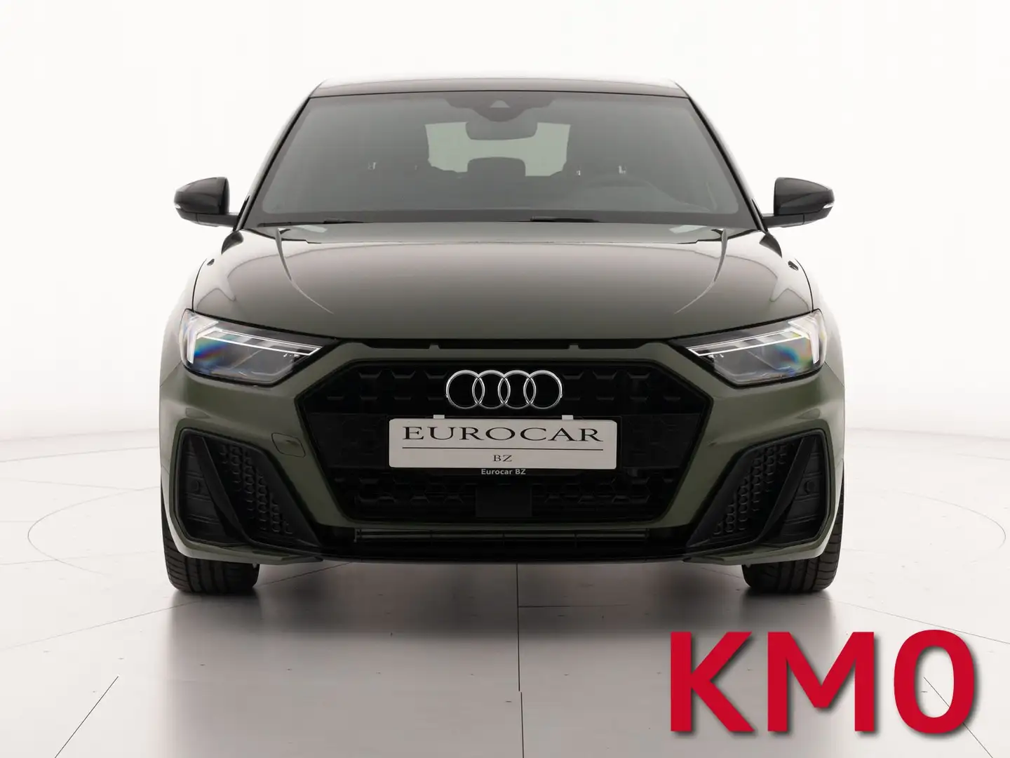 Audi A1 sportback 40 2.0 tfsi identity black 207cv s-troni Groen - 2