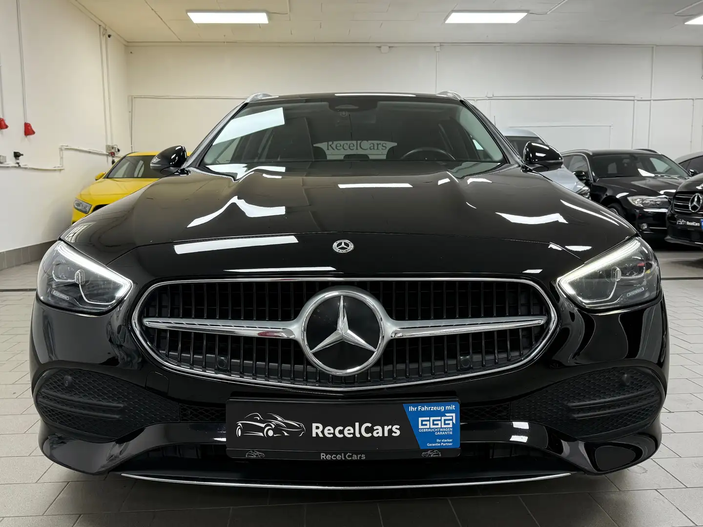 Mercedes-Benz C 220 C 220 T d 4Matic*AVANTGARDE*MBUX*1.HAND*9-GANG* Schwarz - 2