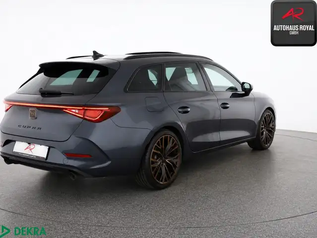 Cupra Leon view 5