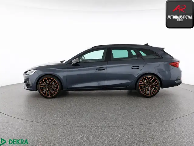 Cupra Leon view 2
