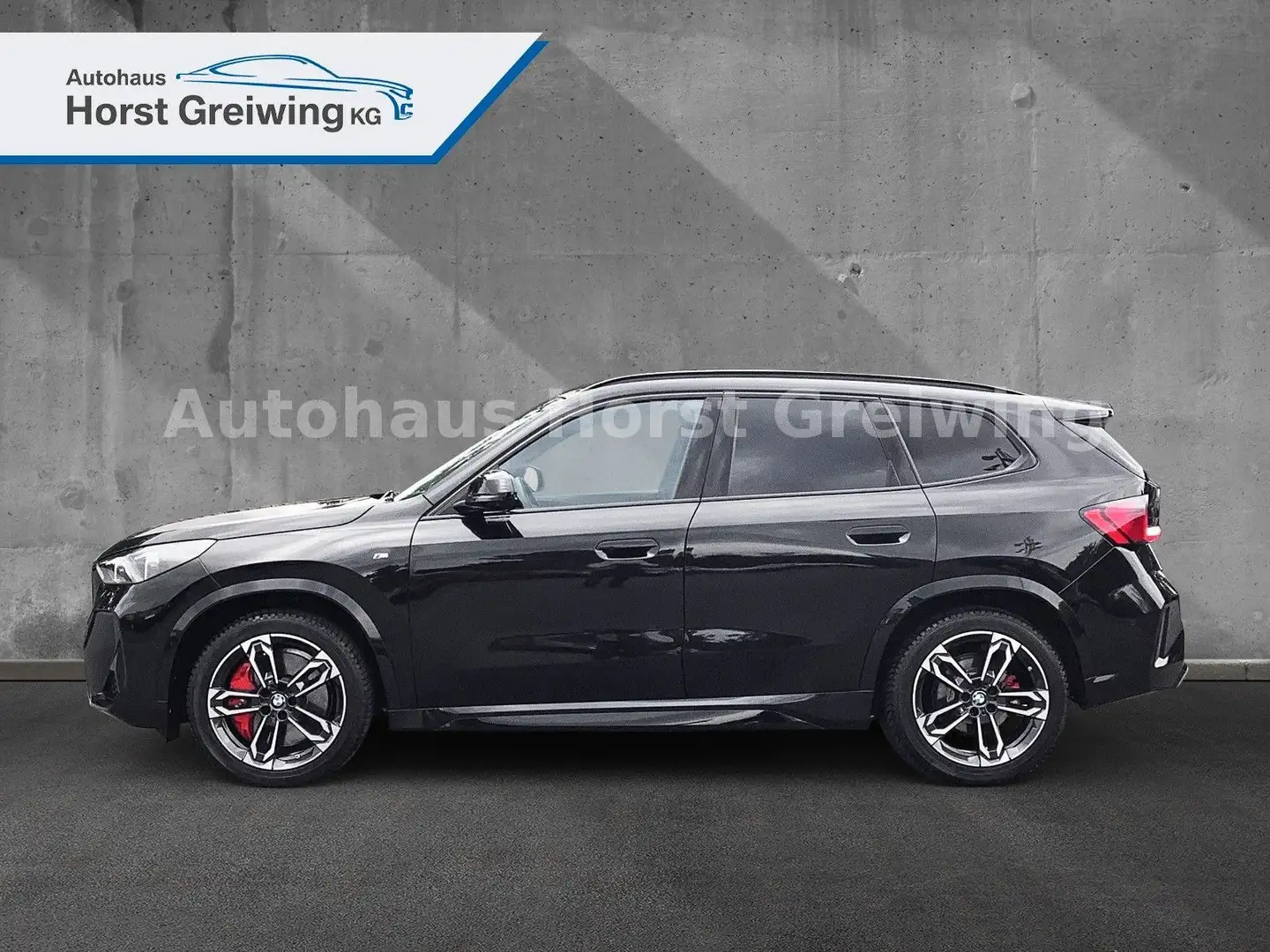 BMW X1 20 i sDrive M SportPro. Pano,AHK,Head-Up,360° Schwarz - 2