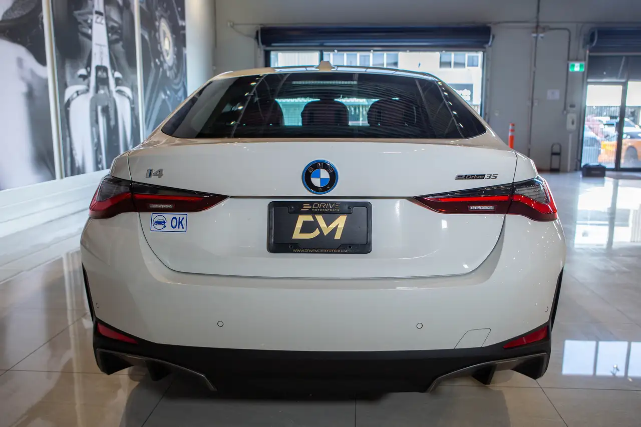 BMW i4 снимка BMW i4