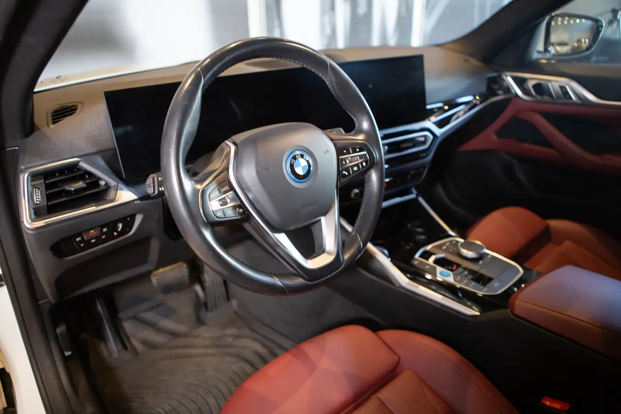 BMW i4 снимка BMW i4