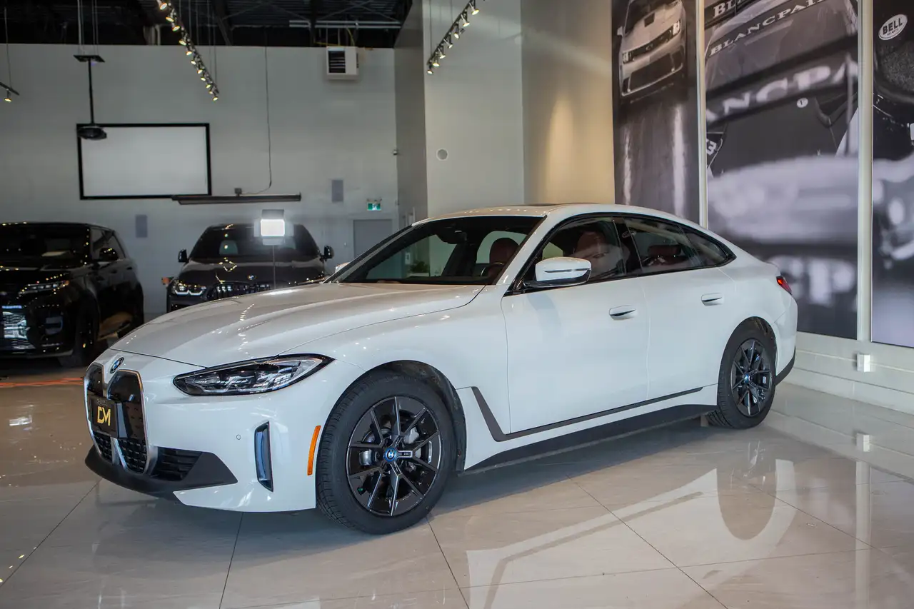 BMW i4 снимка BMW i4