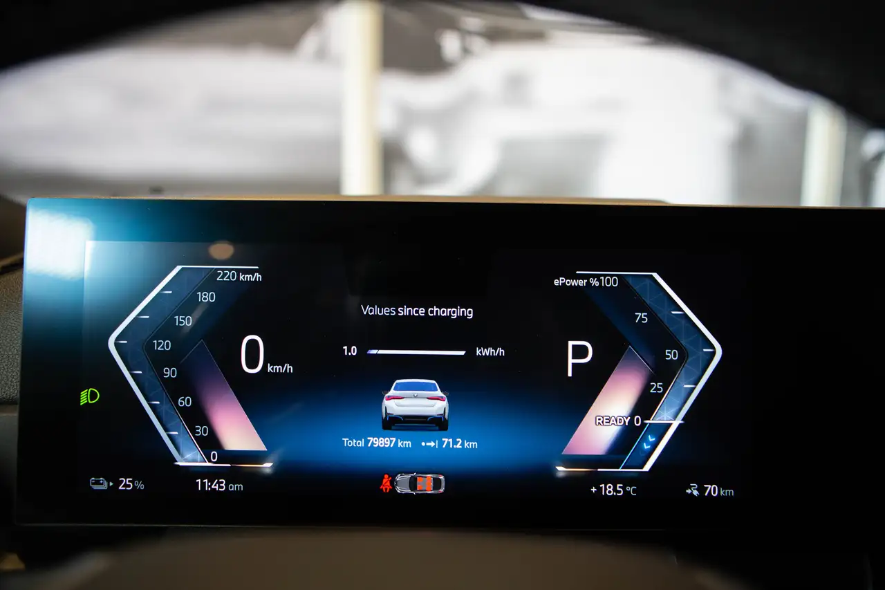 BMW i4 снимка BMW i4