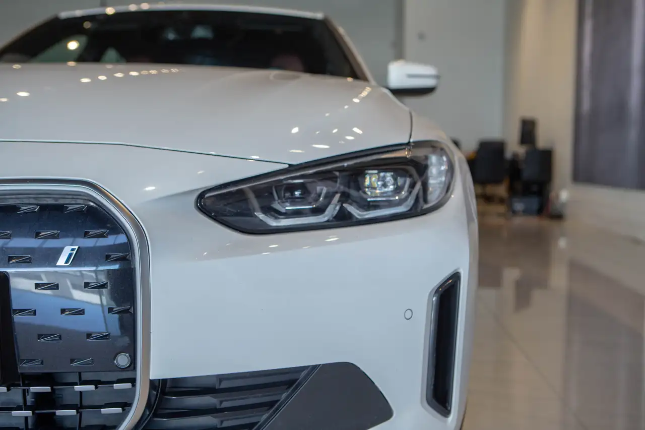 BMW i4 снимка BMW i4
