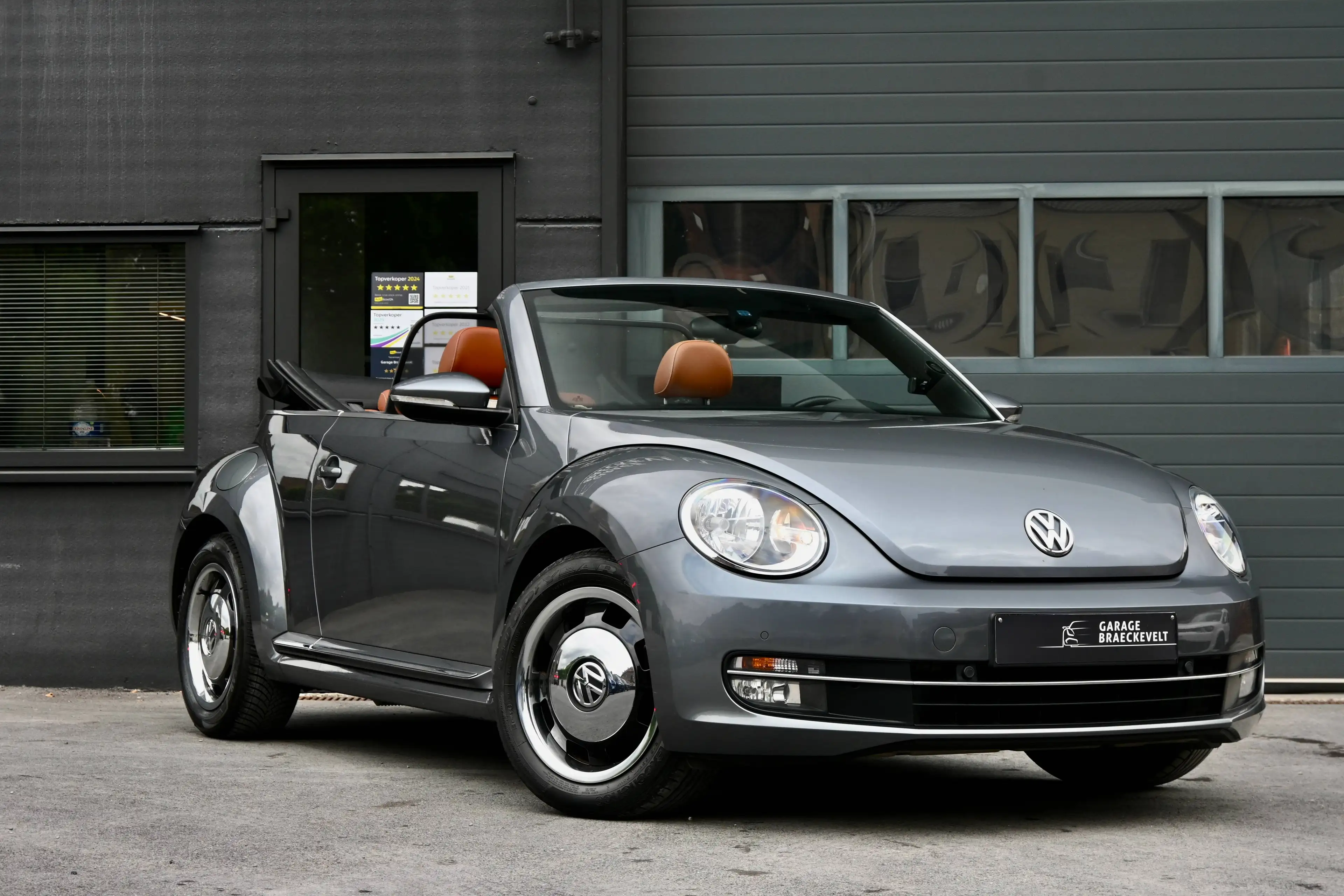 Volkswagen Beetle 1.2tsi - Cabrio - Navi - PDC - Zetelvrw. - Cruise