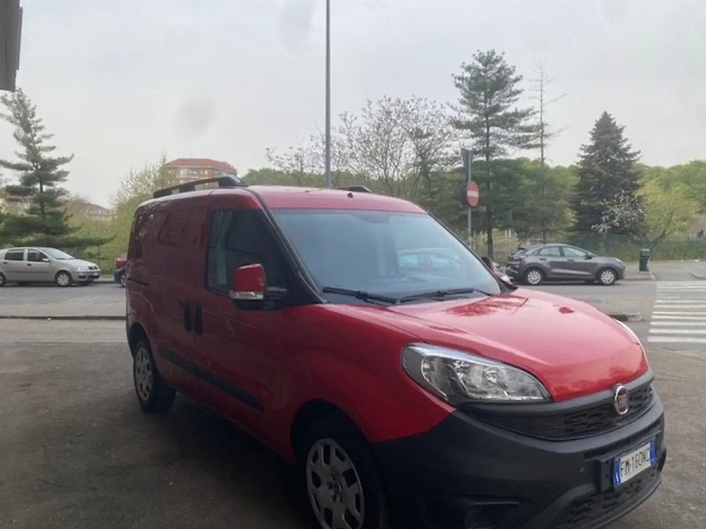 Fiat Doblo benzina anno 2018 euro 6b Rosso - 1