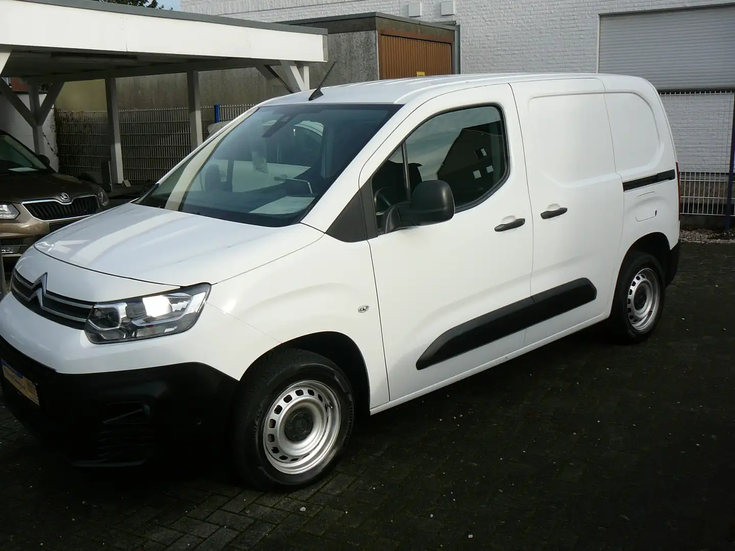 Citroen Berlingo Club M/L1,Sehr gepflegt,Klima,Rückfahrkamera,! Weiß - 1