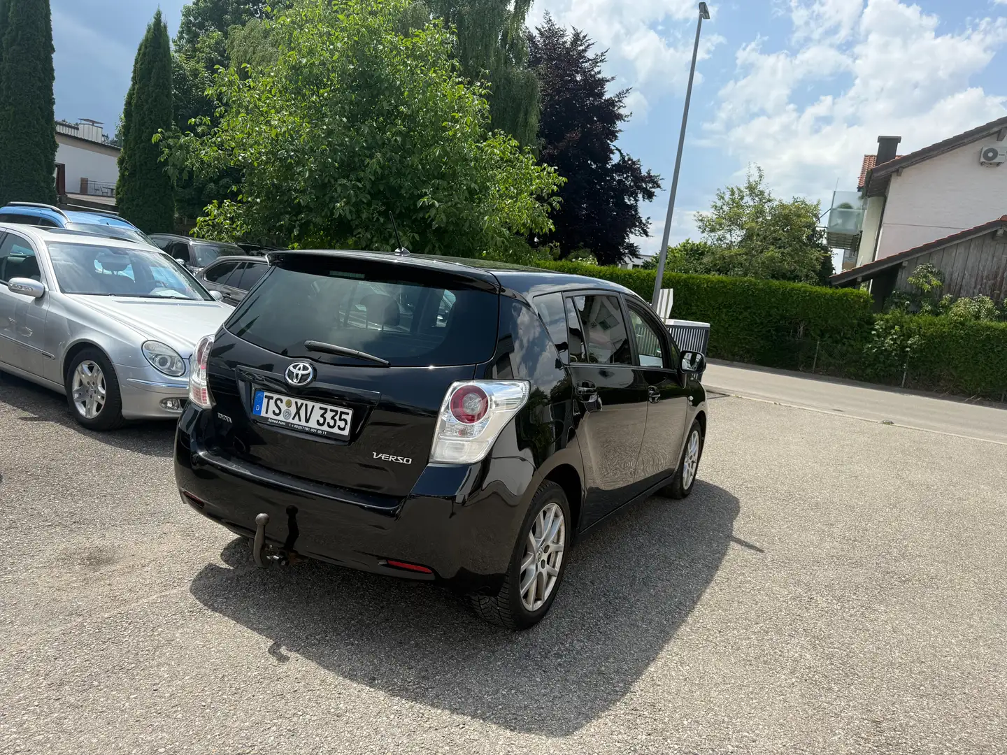Toyota Verso Executive Schwarz - 2