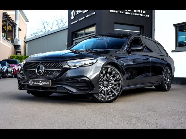 Mercedes-Benz E 220 D T-MODELL AMG PREMIUM°SUPERSCREEN°AHK°PANO°21''