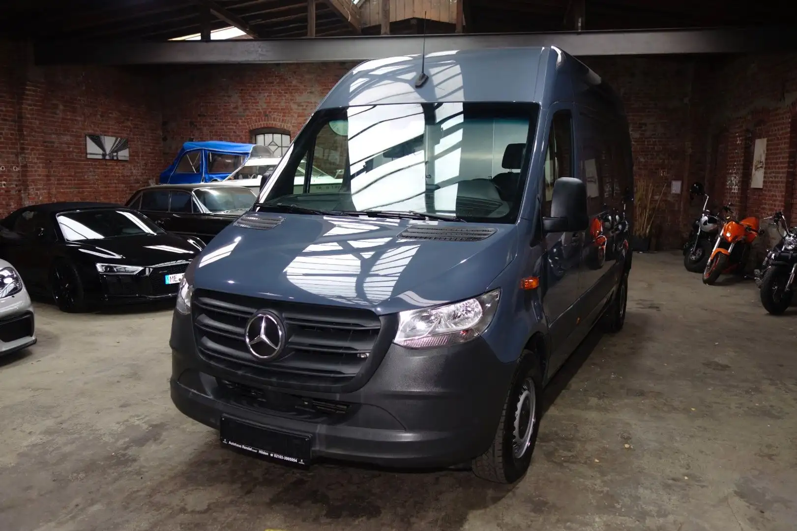 Mercedes-Benz eSprinter Kasten 314 L2 Inkl.Batterie Klima Gris - 1