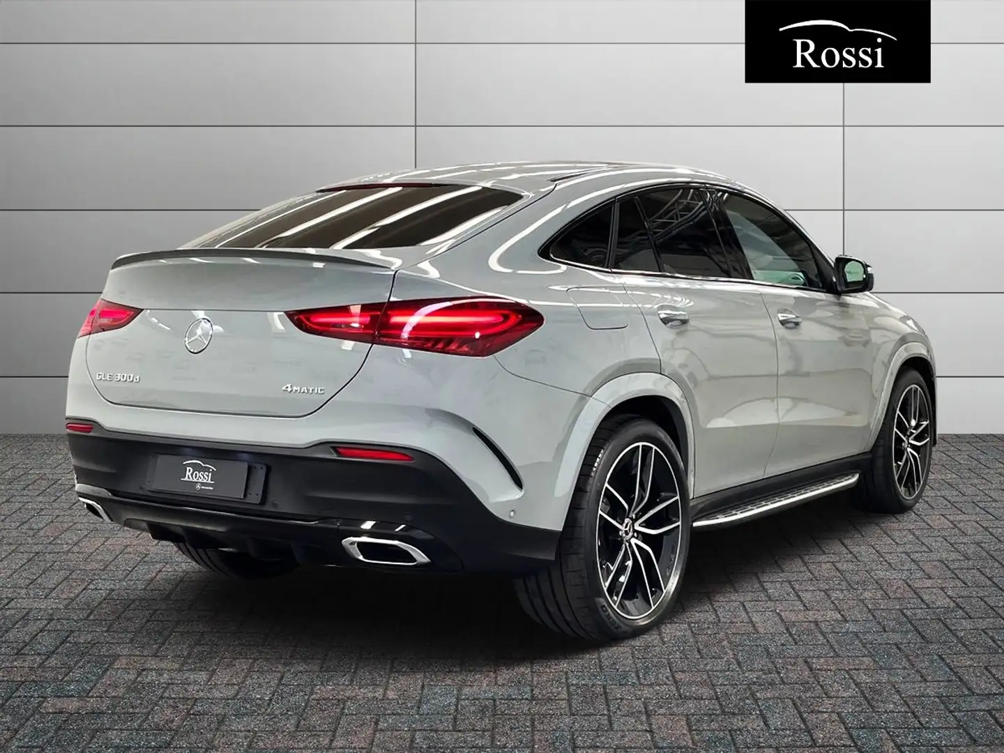 Mercedes-Benz GLE 300 d 4MATIC Coupe Gris - 2