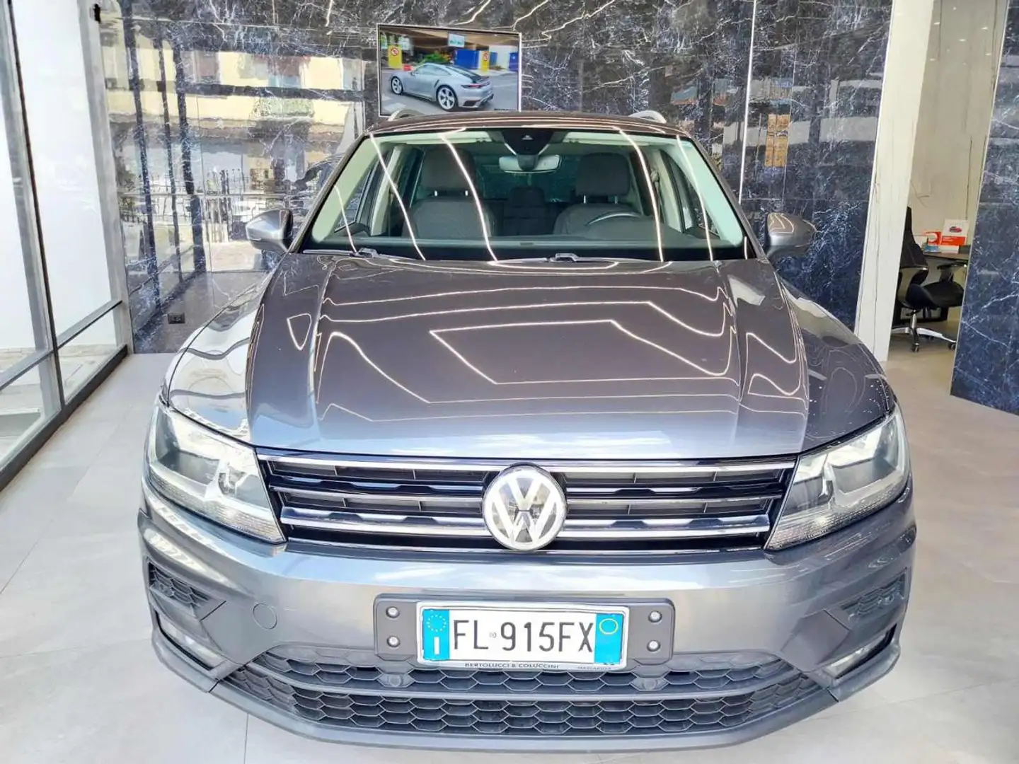 Volkswagen Tiguan 1.6 TDI SCR Style BlueMotion Technology Grigio - 1
