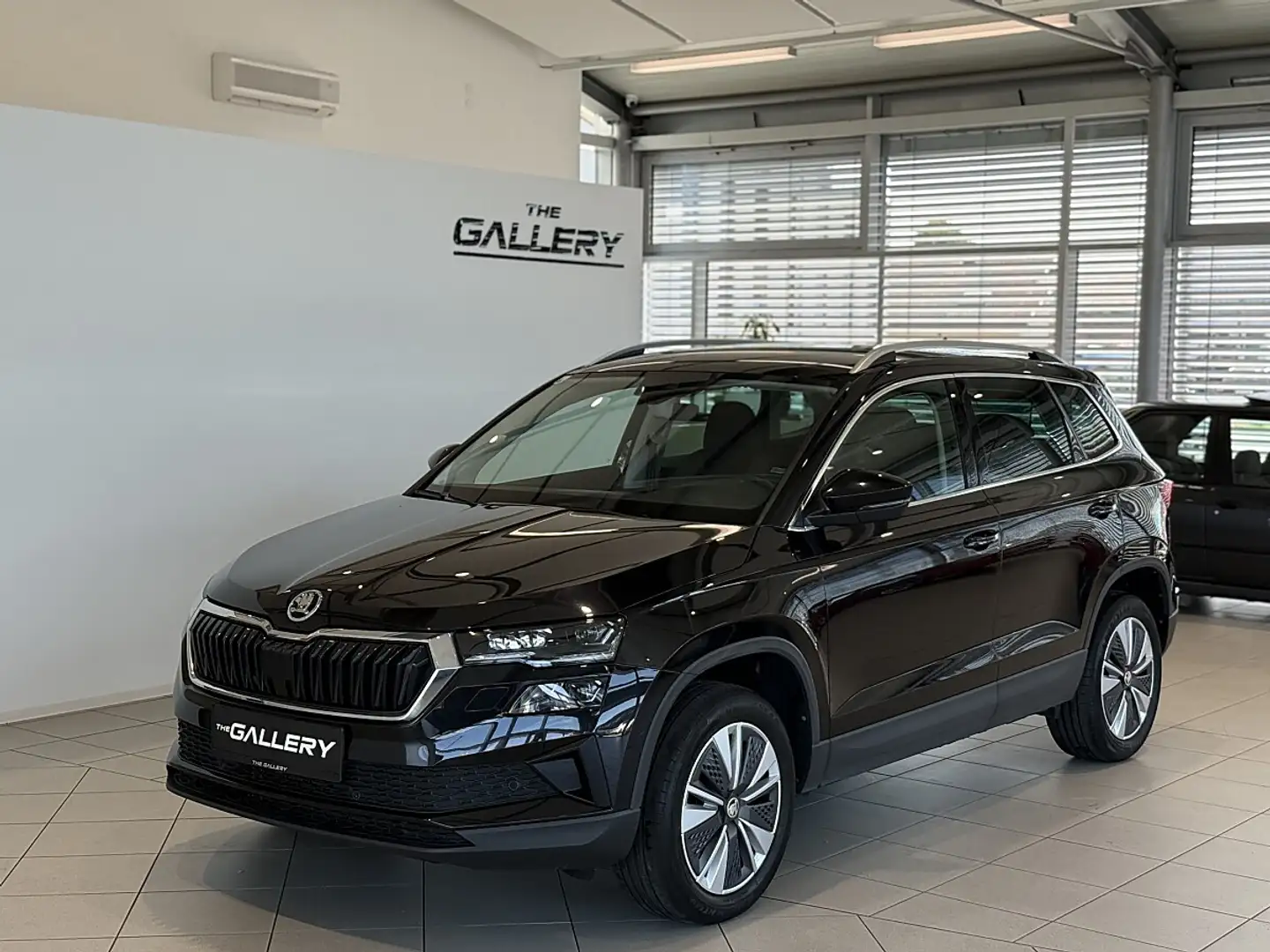 Skoda Karoq 2,0 TDI DSG Style*AHK*Virtual*Kamera*Standheizung Schwarz - 1