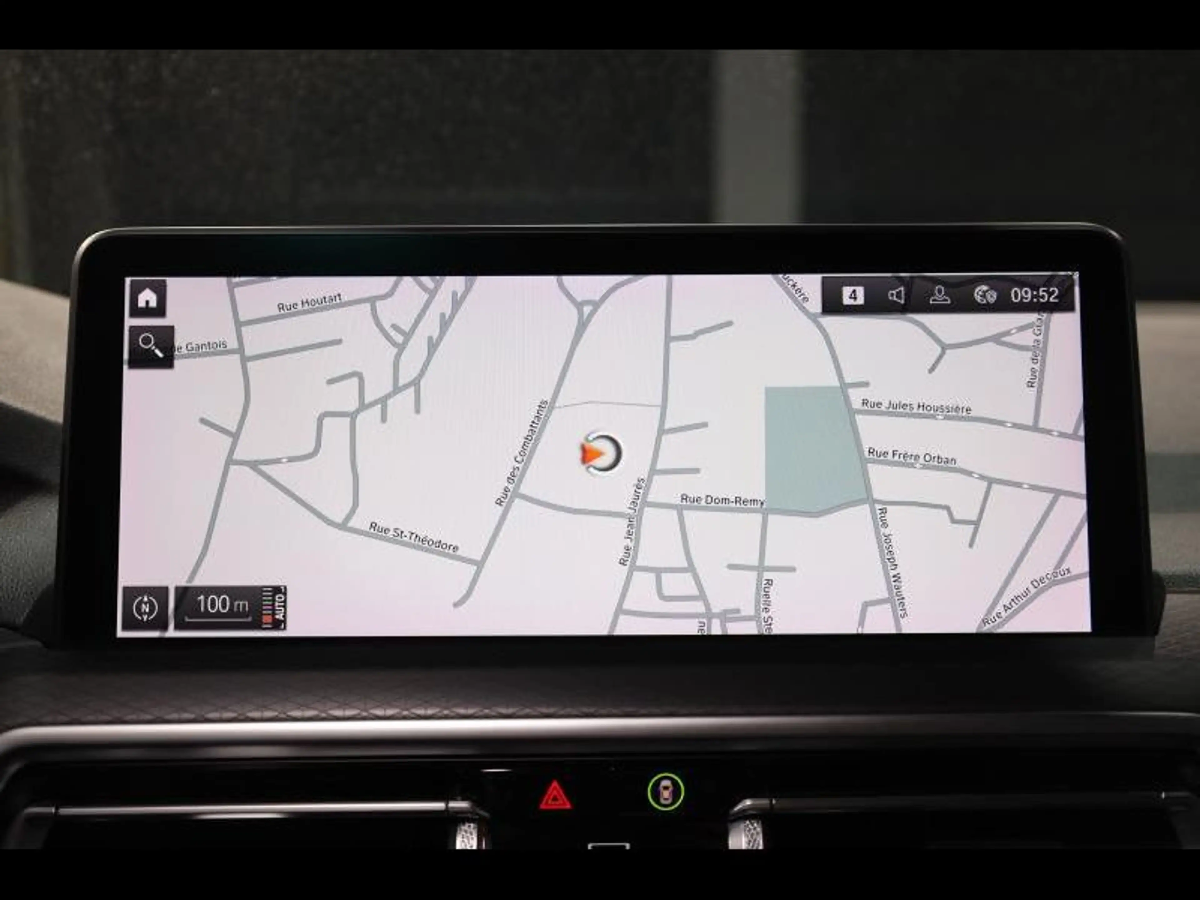 BMW X3 xDrive20i Kit M Sport — photo 13