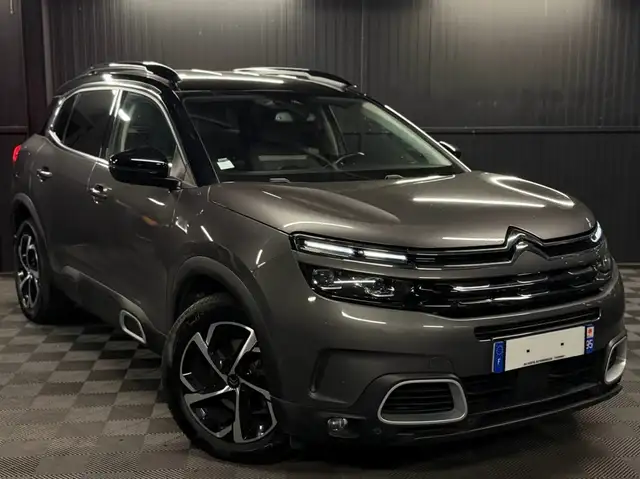 Citroen C5 Aircross view 2