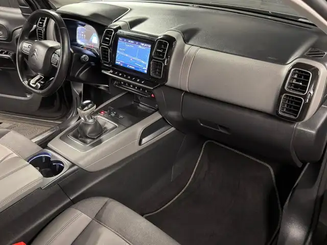 Citroen C5 Aircross view 12
