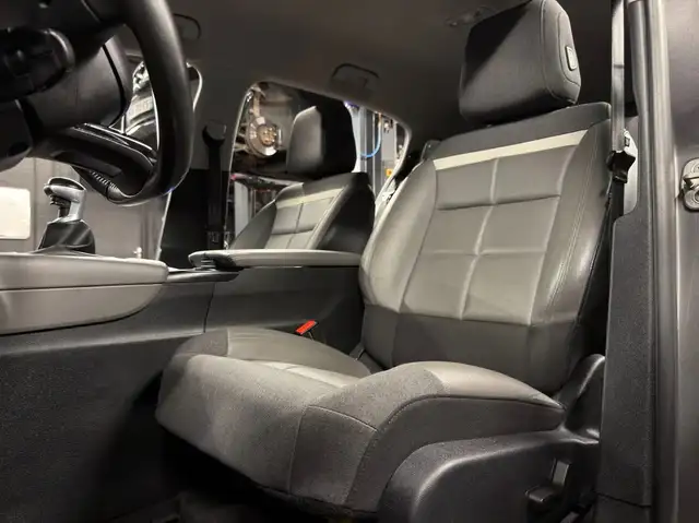 Citroen C5 Aircross view 11